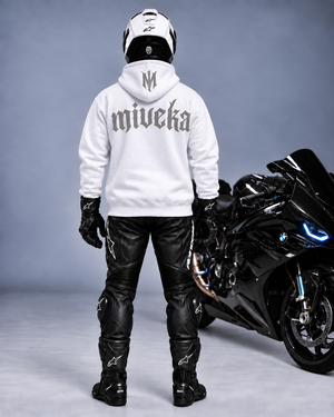 CORE HOODIE 02